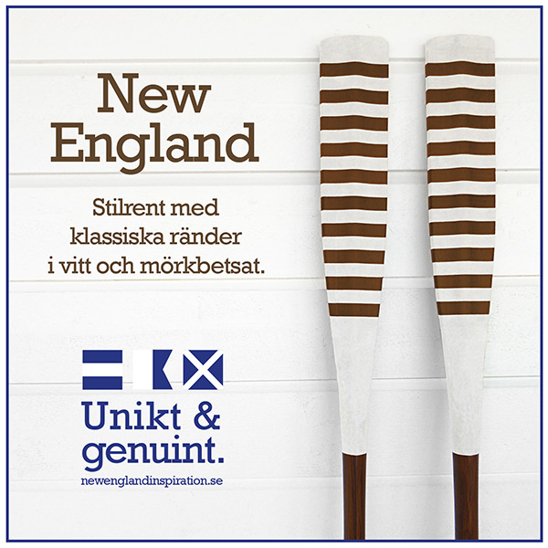 Randiga åror i New England stil i vitt och mörkbetsat.