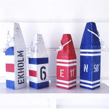 Träbojar i sliten New England stil