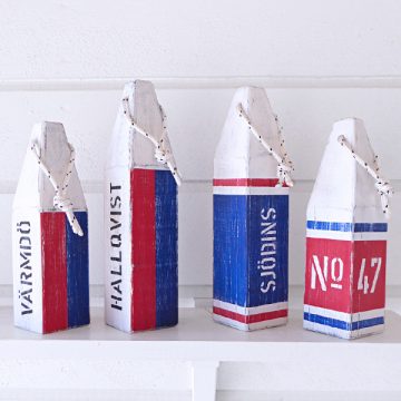 Träbojar i sliten New England stil